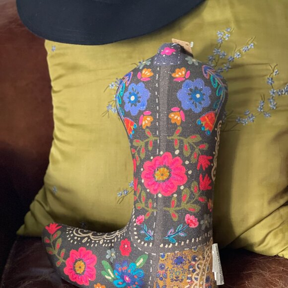Boho Boot-Shaped Pillow-NEW - Picture 4 of 14